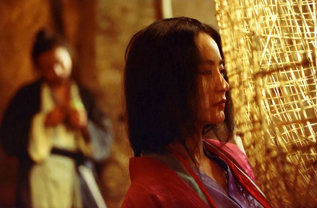 林青霞获得香港大学名誉博士学位_与林青霞齐名的女明星_林青霞67岁可爱回怼网友