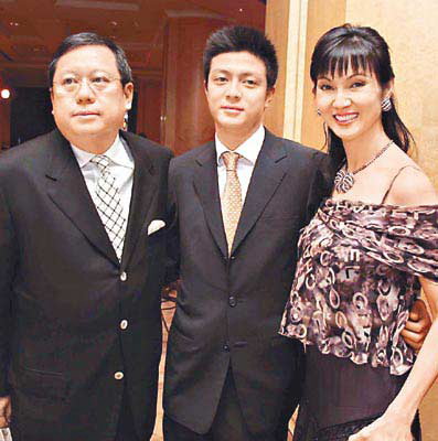 女明星豪门婚姻幸福吗_女明星嫁入豪门经历_强入女明星