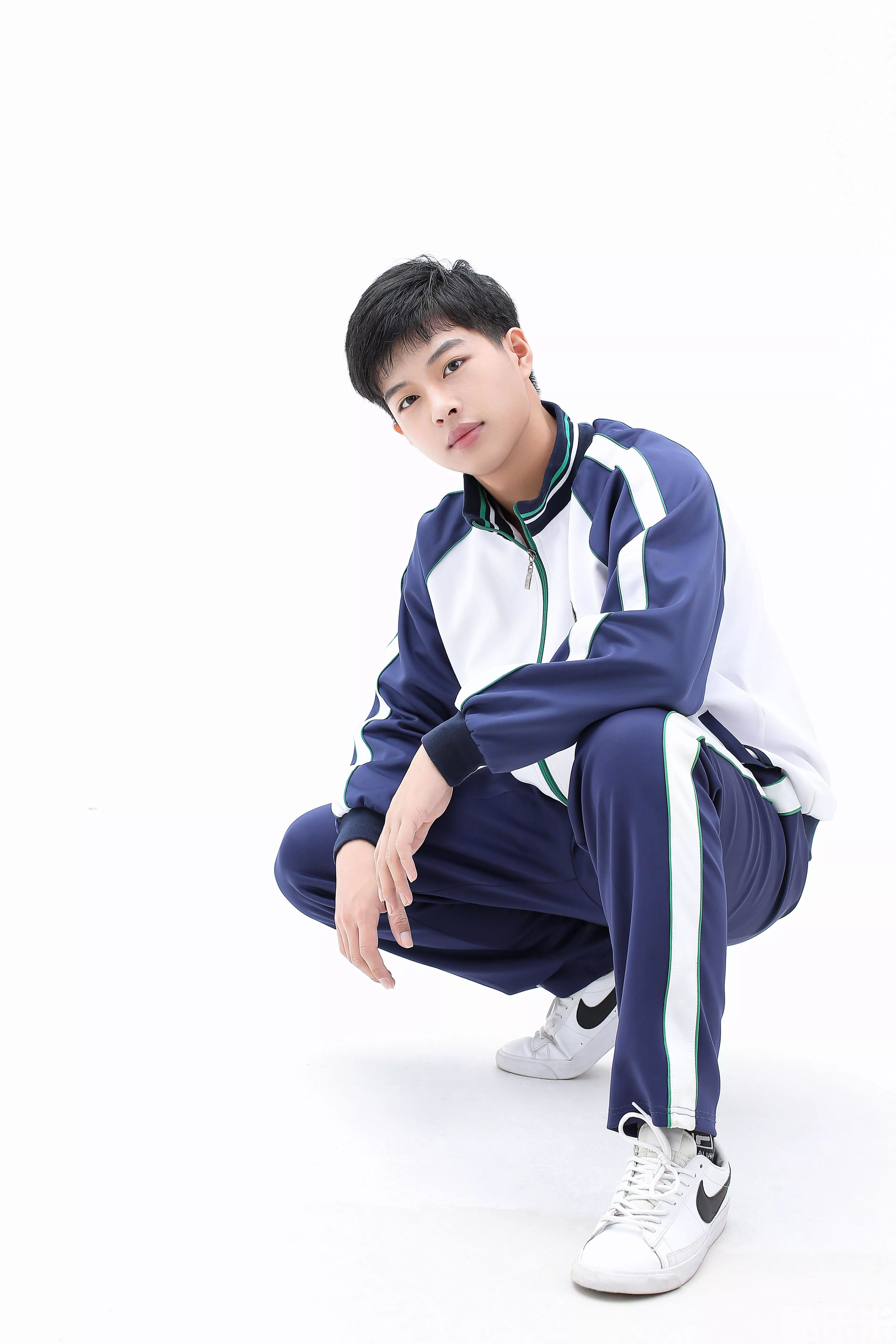 谷文泽衡中校友_衡中校服设计_女明星 校服