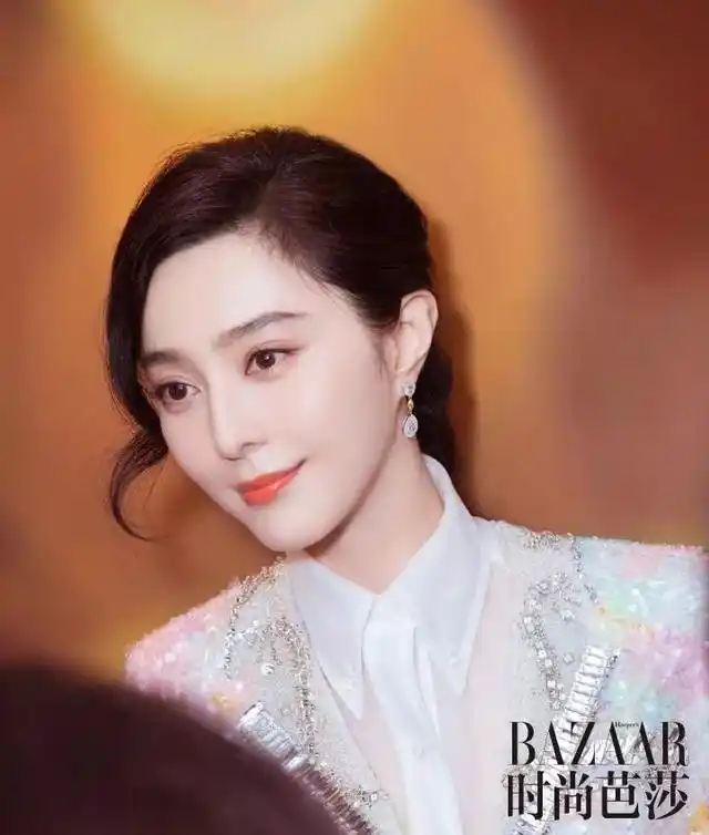 微笑唇教程_嘴角上扬的女明星_Angelababy微笑唇画法